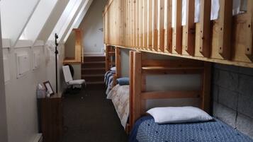 6 chambres, lit parapluie, Wi-Fi, draps fournis
