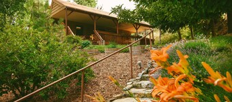Holden B&B - 6 bedroom house overlooking Lake Chelan & 25 Mile Creek State Park