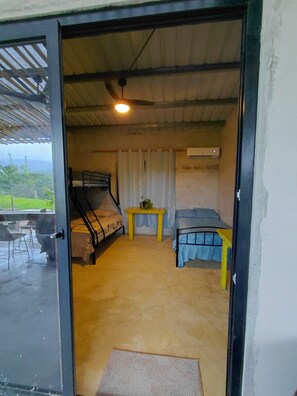 3 habitaciones, internet y ropa de cama 