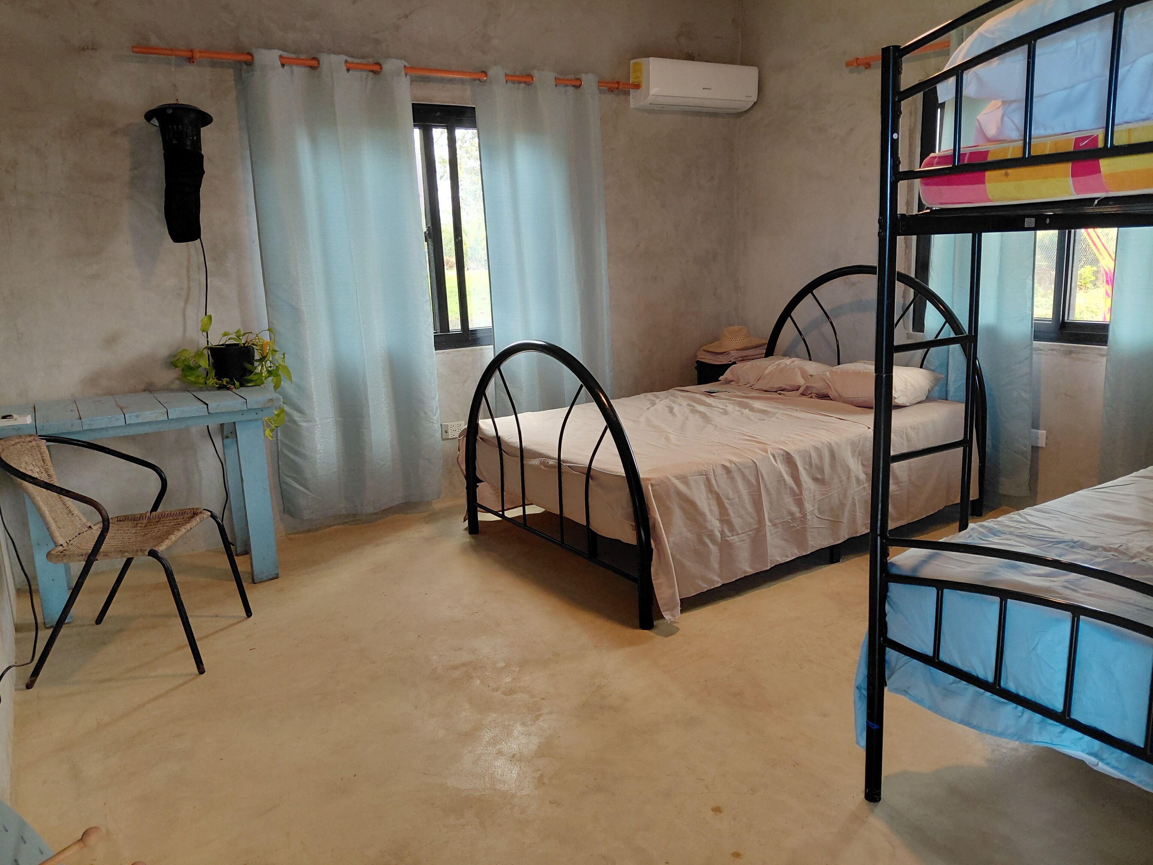3 habitaciones, internet y ropa de cama 
