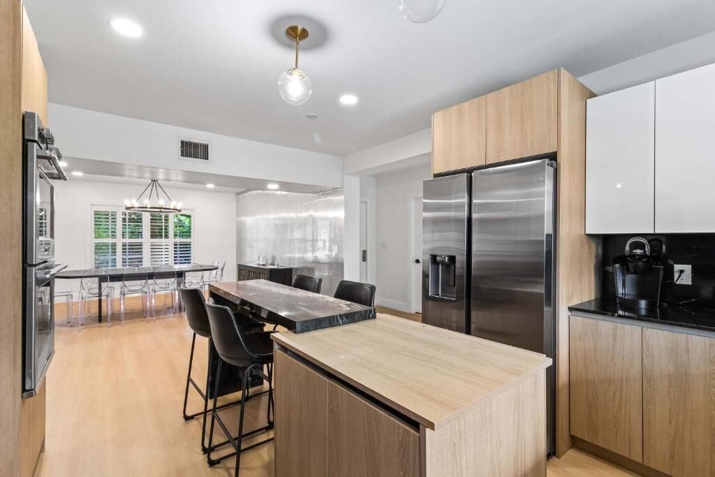 Comfort Room | Private kitchen