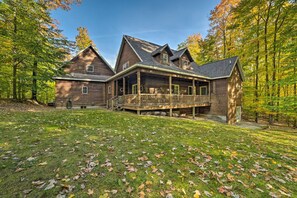 Exterior - Gaylord Cabin with Game Room, Fire Pit and Decks (Gaylord)