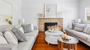 Unclassified image, 2 of 30, button - Pet Friendly - Waves on Rye by Property Mums (Rye)