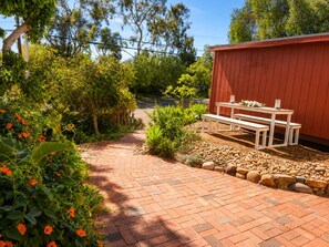 Outdoor dining - South Park Getaway Near Zoo, Dining & Downtown (San Diego)