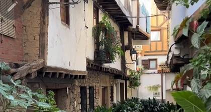 ALMAVERA. Pure Calm House. Colibri 1 Apartment