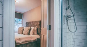 1 chambre, fer et planche à repasser, Wi-Fi, draps fournis