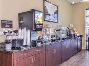 Free daily self-serve breakfast - Cobblestone Hotel & Suites - Bay Minette (Bay Minette)