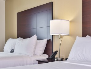 Desk, laptop workspace, iron/ironing board, free WiFi - Cobblestone Hotel & Suites - Bay Minette (Bay Minette)