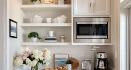 All New Luxurious Hip StudioSuite! Resort Pool,Grill,5m2Beaches+Dtwn! Wk/MoSave!