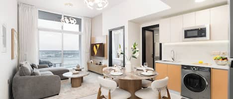 Luxury Apartment, Balcony, City View | In-room dining