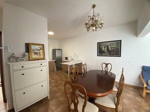 Dining - Family 3BR Townhouse Pool Terrace South Tenerife (Arona)