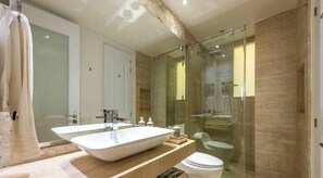 Hair dryer, soap - ¡Nuevo TopSpot®! Dúplex PH en el corazón histórico (Cartagena de Indias)