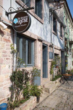 Exterior - The Macaron Poyraz Guesthouse (Ayvalik)