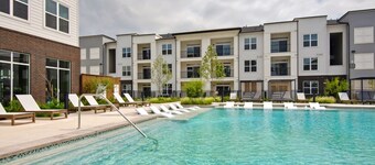 Elevated Contemporary 2BR 2BA with Balcony