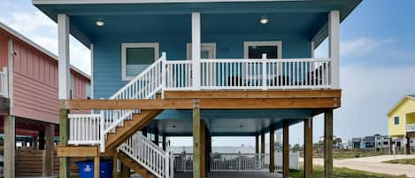 Casa (4 Bedrooms) | Servicio de la propiedad