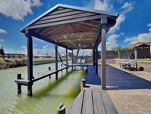 House (4 Bedrooms) | Property amenity - Speckled Trout Cottages (Rockport)