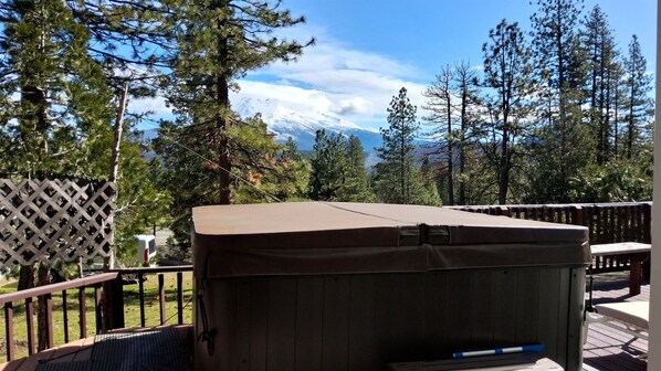 مغطس سبا خارجي