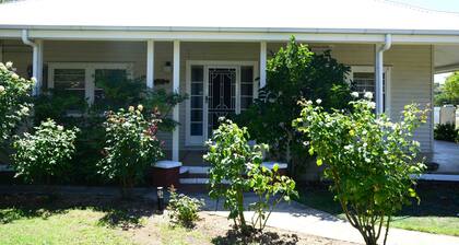 Renovated period home - close to shops, pubs, restaurants and the Murray River