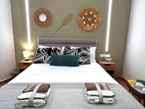 Iron/ironing board, Internet, bed sheets - AVM Modern Bohemian Suites Athens (Athina)