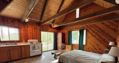 30 Night Minimum, Shasta View Chalet