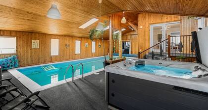 Luxe Paradise - Indoor Pool, Hot tub, Sauna, Gym !