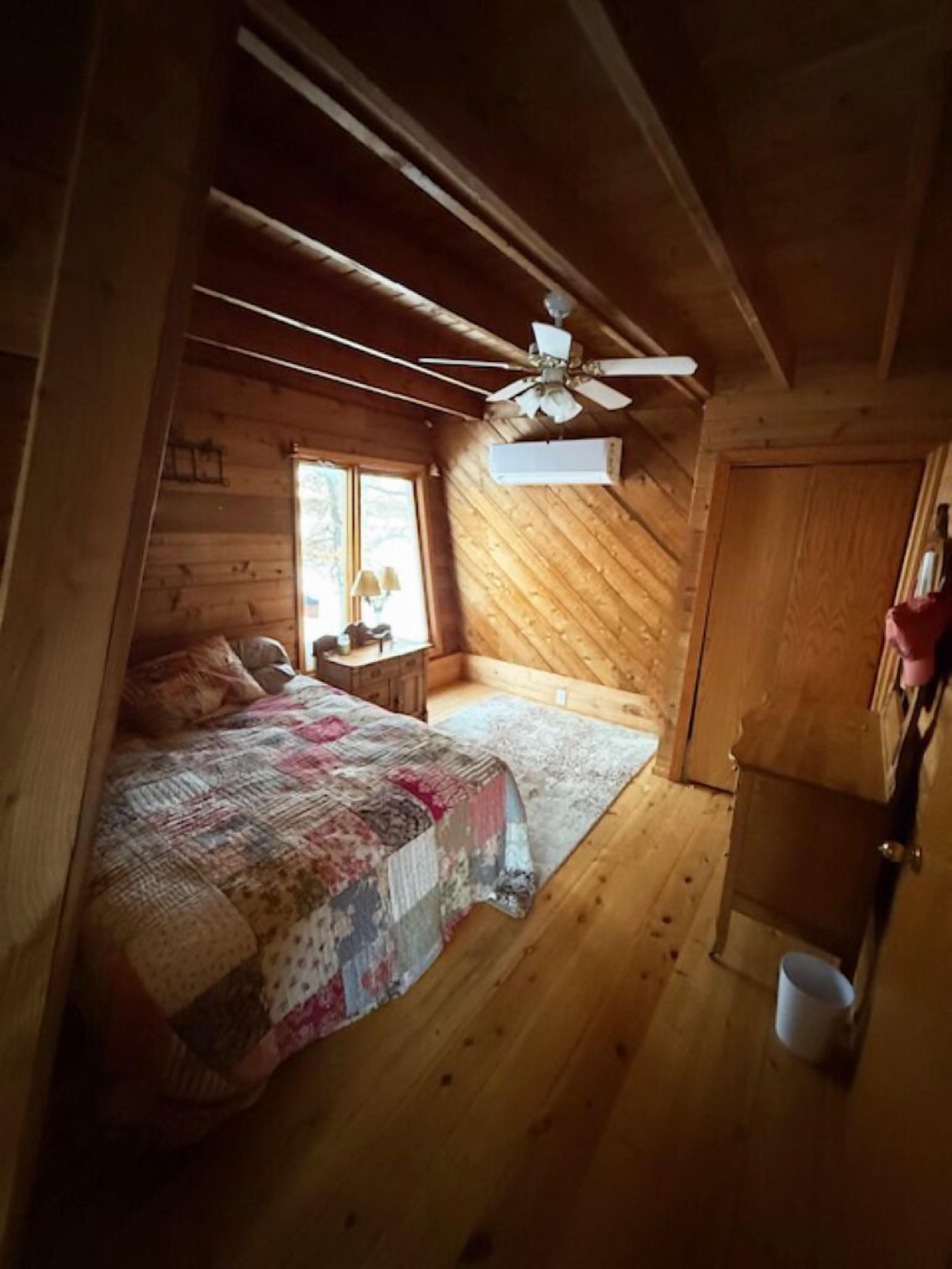 4 bedrooms, free WiFi, bed sheets