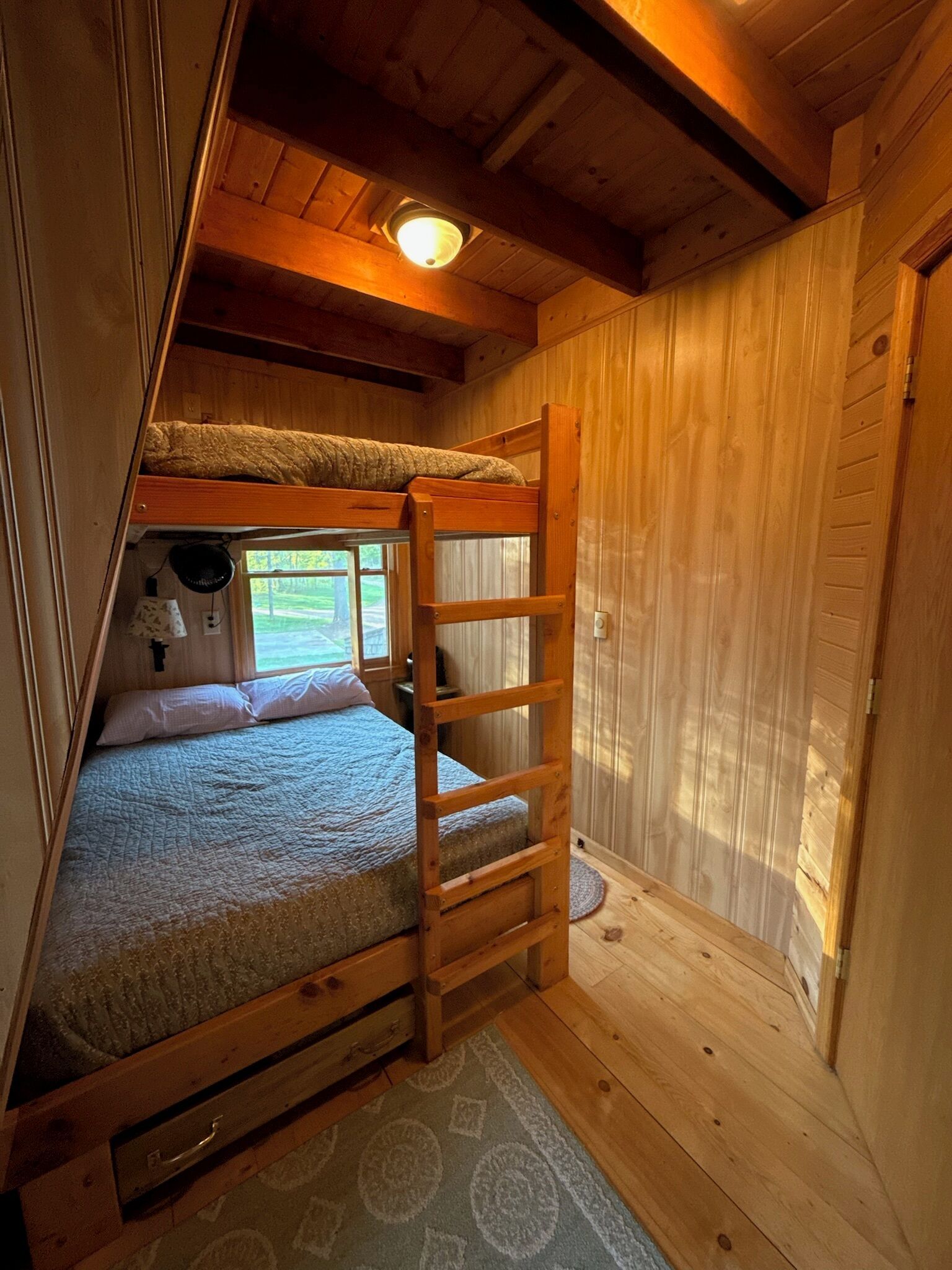 4 bedrooms, free WiFi, bed sheets