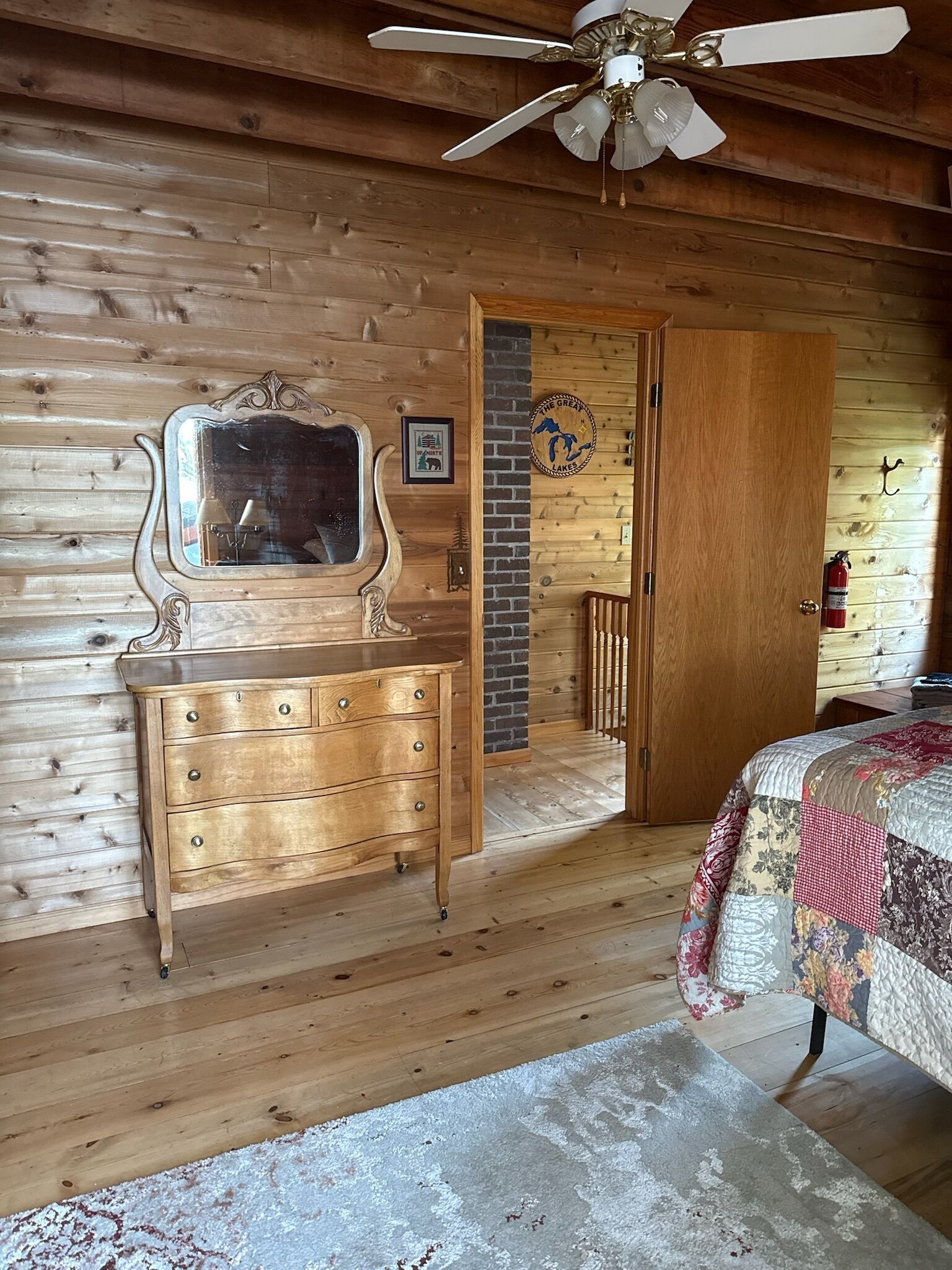 4 bedrooms, free WiFi, bed sheets