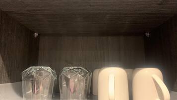 Luksussuite, balkong, byutsikt | Kaffe og/eller kaffemaskin