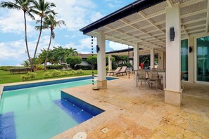 Pool - Beautiful ocean front villa en el Limón near las Terrenas. (El Limón)