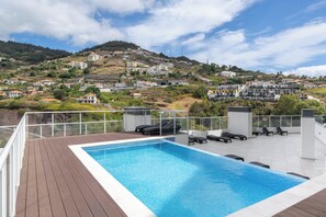 Pool - Madeira Ocean Paradise – Balcony with Sea View (Caniço)