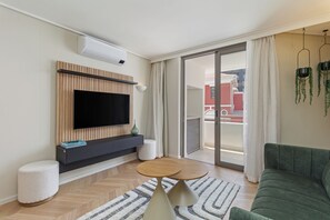 TV - Dolce Vita | Easy Living on the Atlantic Seaboard (Cape Town)