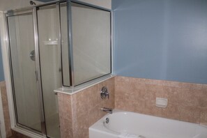 Towels - Brigantine Quarters 2-bedroom condo in Shipyard on Hilton Head Island (Hilton Head Island)
