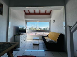 TV - T2 Apartment with parking - Argelès Beach (Argelès-sur-Mer)
