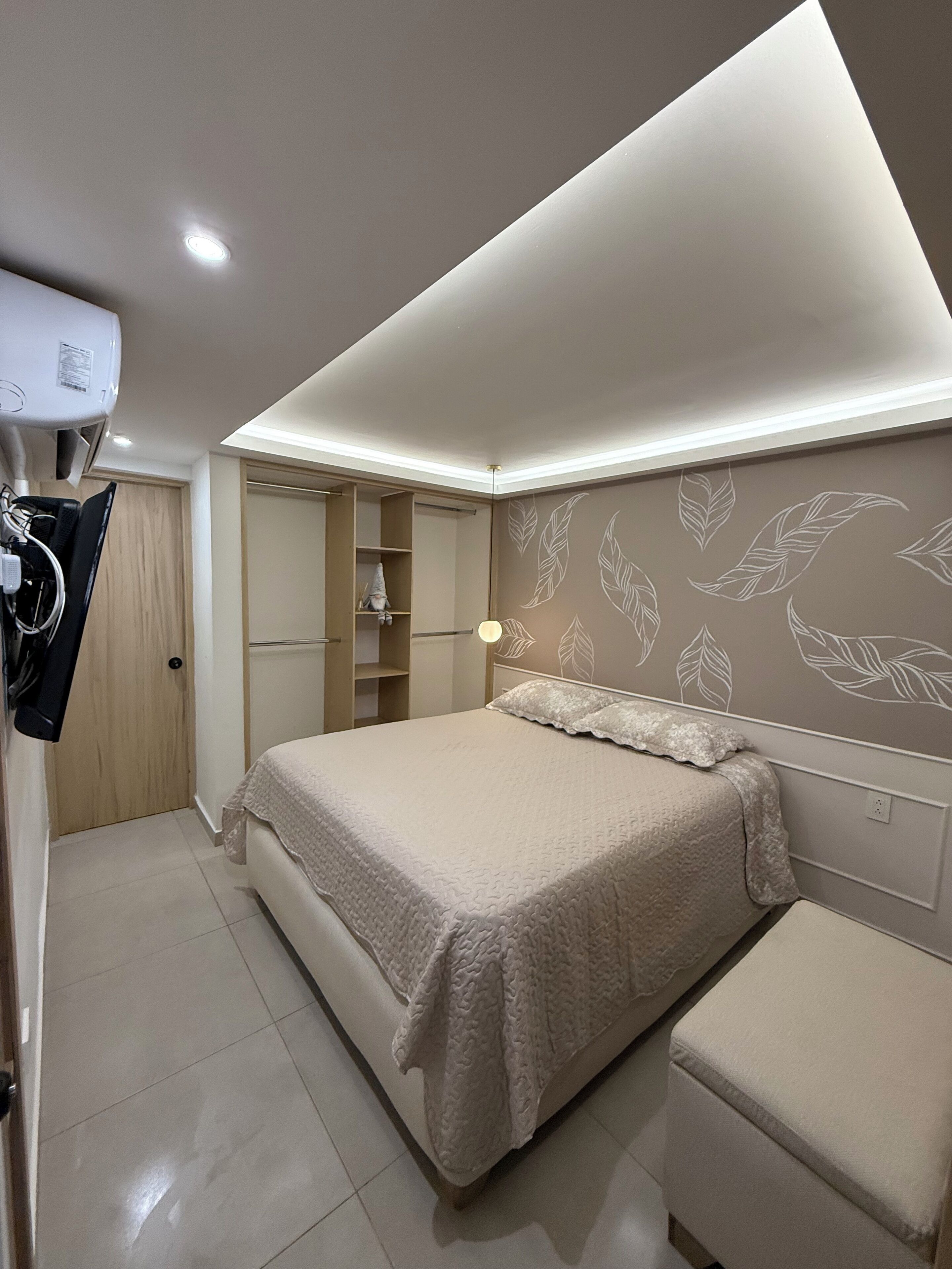 1 bedroom, iron/ironing board, free WiFi, bed sheets