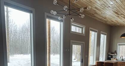 South Shores Nordic Retreat Near Lake of the Woods