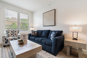 Living area - Stylish Suite by Downtown & Convention Center! (Hot Springs)