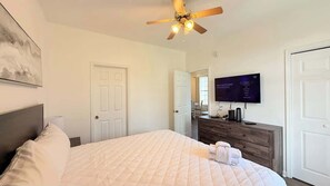 2 bedrooms, iron/ironing board, WiFi, bed sheets - Sunny River Oaks Retreat  2BR Golf Condo (Myrtle Beach)