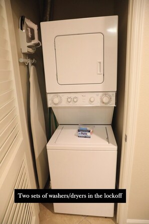 Interior - Sheraton Broadway Resort 2 bd/2ba - 2 connecting units with AC! (Myrtle Beach)