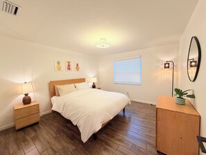3 Schlafzimmer, Bügeleisen/Bügelbrett, WLAN, Bettwäsche