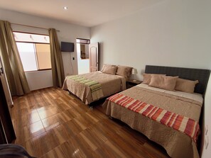 Chambre Confort, vue cour intérieure