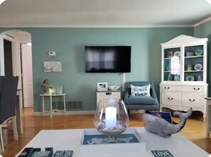 Interior - Newly listed!
The Mermaid House - 
Cozy, Charming and Private in Cape May County (Lower Township)