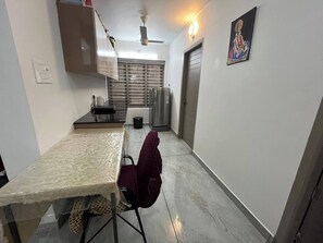 Chambre, 2 chambres, fumeur, terrasse | Cuisine privée