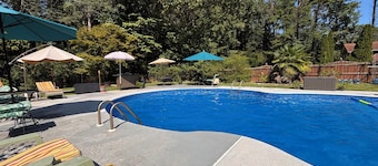 Cozy studio in amazing Fayetteville with AC, pool,close to Trilith movie studios