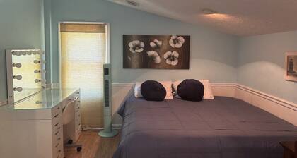 Cozy studio in amazing Fayetteville with AC, pool,close to Trilith movie studios