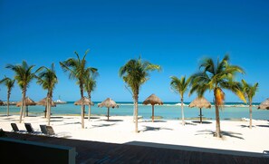 On the beach - Chillout 3BR villa private beach Yucalpeten Marina (Progreso)