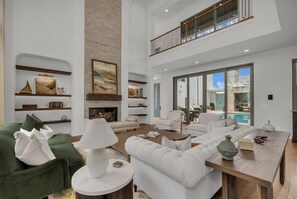 TV, fireplace, offices