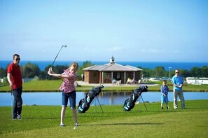 Golf - Stylish 3 Bedroom Caravan Near Edinburgh | Sleeps 6 | Seton Sands (Port Seton)