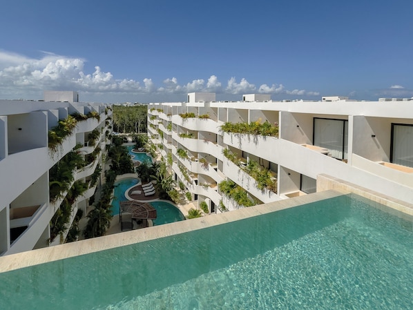 Pool - Elements Condos (Tulum)