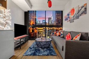 Smart TV - 2BR Tokyo Pop Apartment • CBD Skyline Views (Melbourne)